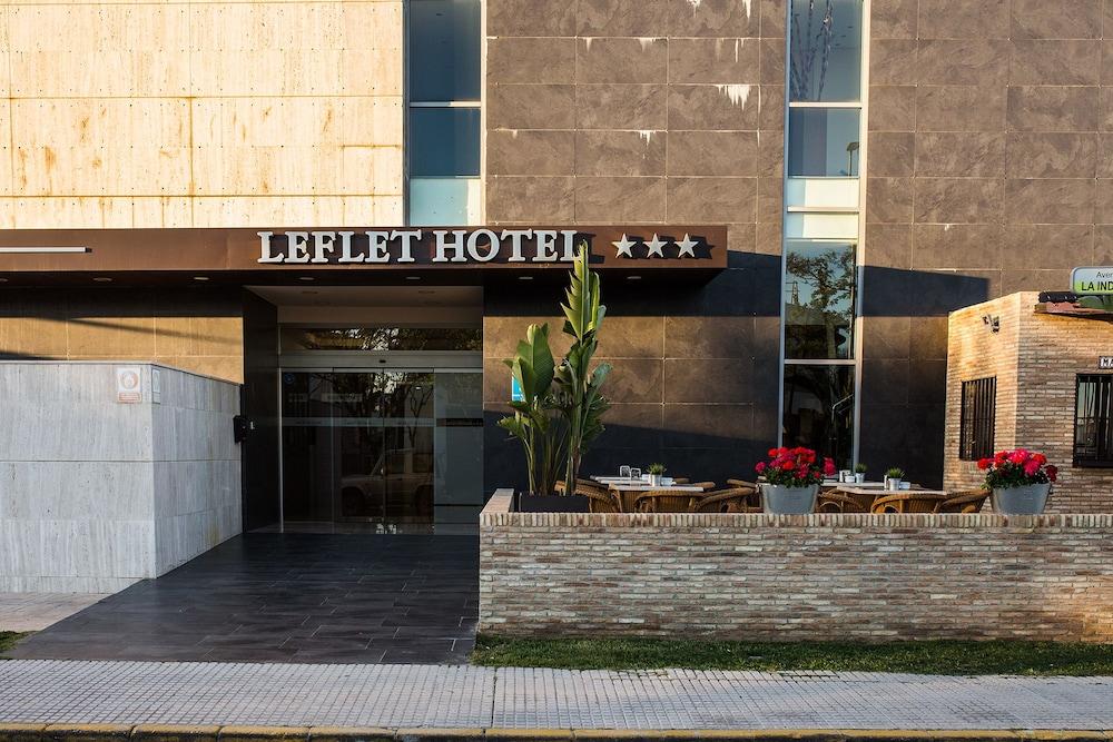 Leflet Sanlucar Ξενοδοχείο Sanlúcar la Mayor Εξωτερικό φωτογραφία
